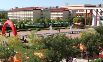 ɽ��ؔ(c��i)��(j��ng)��W(xu��)�A�̌W(xu��)Ժ