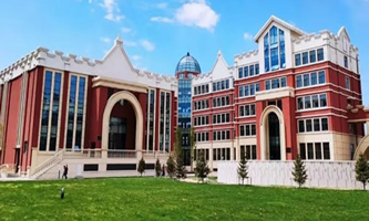 �L�����H��(j��ng)��(j��)�Q(m��o)���I(y��)�Ќ����L��������Ů���е��I(y��)�W(xu��)У��