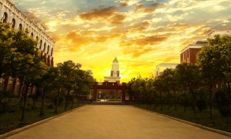 �����еȌ��I(y��)�W(xu��)У