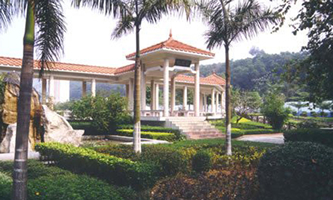 ɽ혵^(q)еȌI(y)W(xu)Уɽ혵^(q)W(xu)У